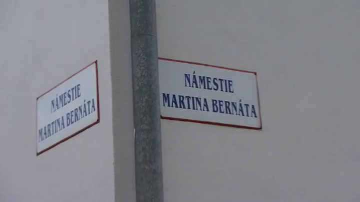 V7N - Námestie Oscadnica